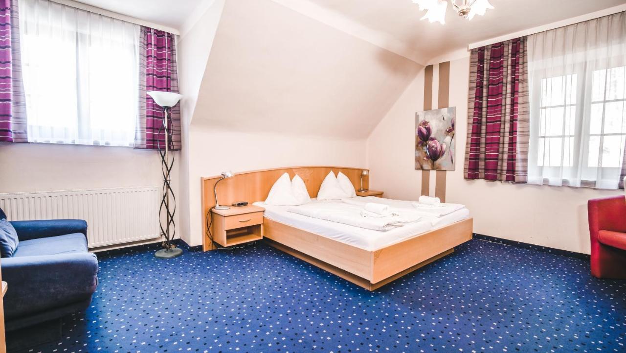 Hotel Karntnerhof Velden By S4Y Velden am Woerthersee Exterior photo